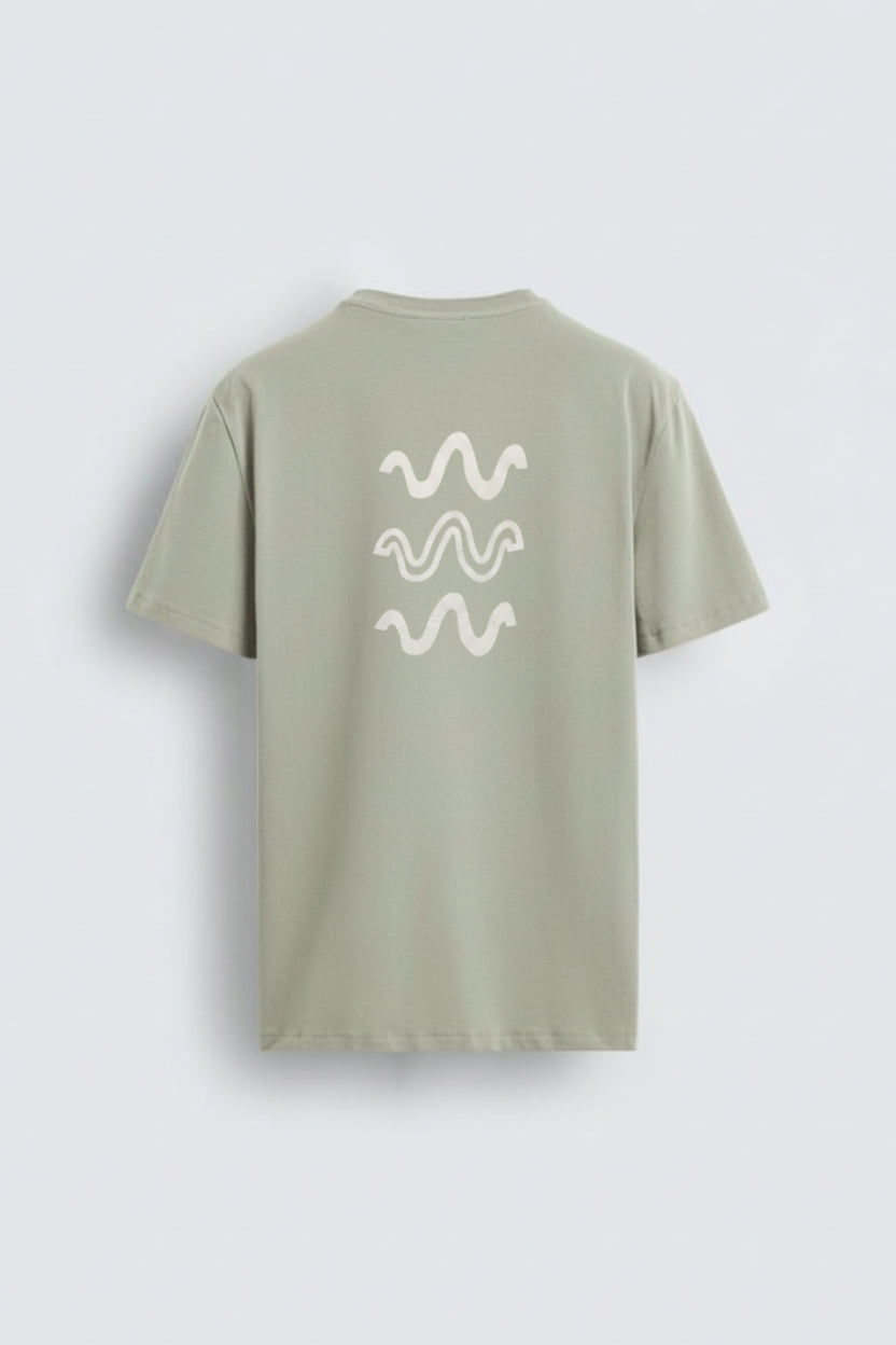 angurä organic cotton t-shirt waves back