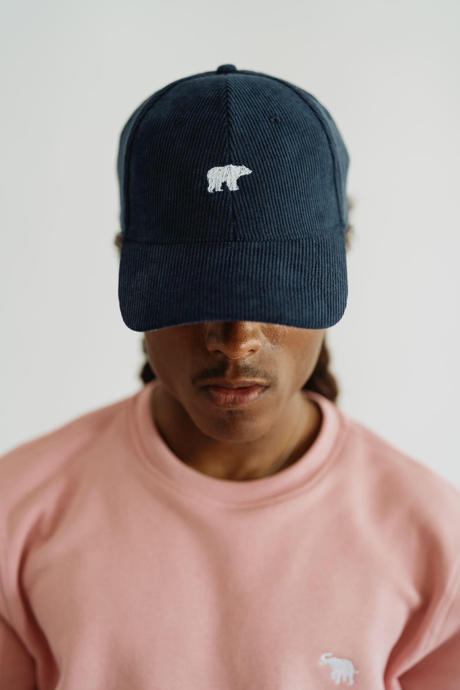 Dark Navy Polar Bear - Corduroy Cap - angurä