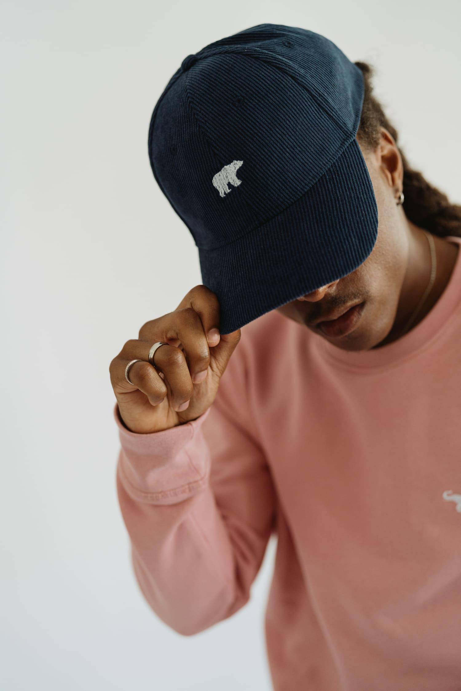 Dark Navy Polar Bear - Corduroy Cap - angurä